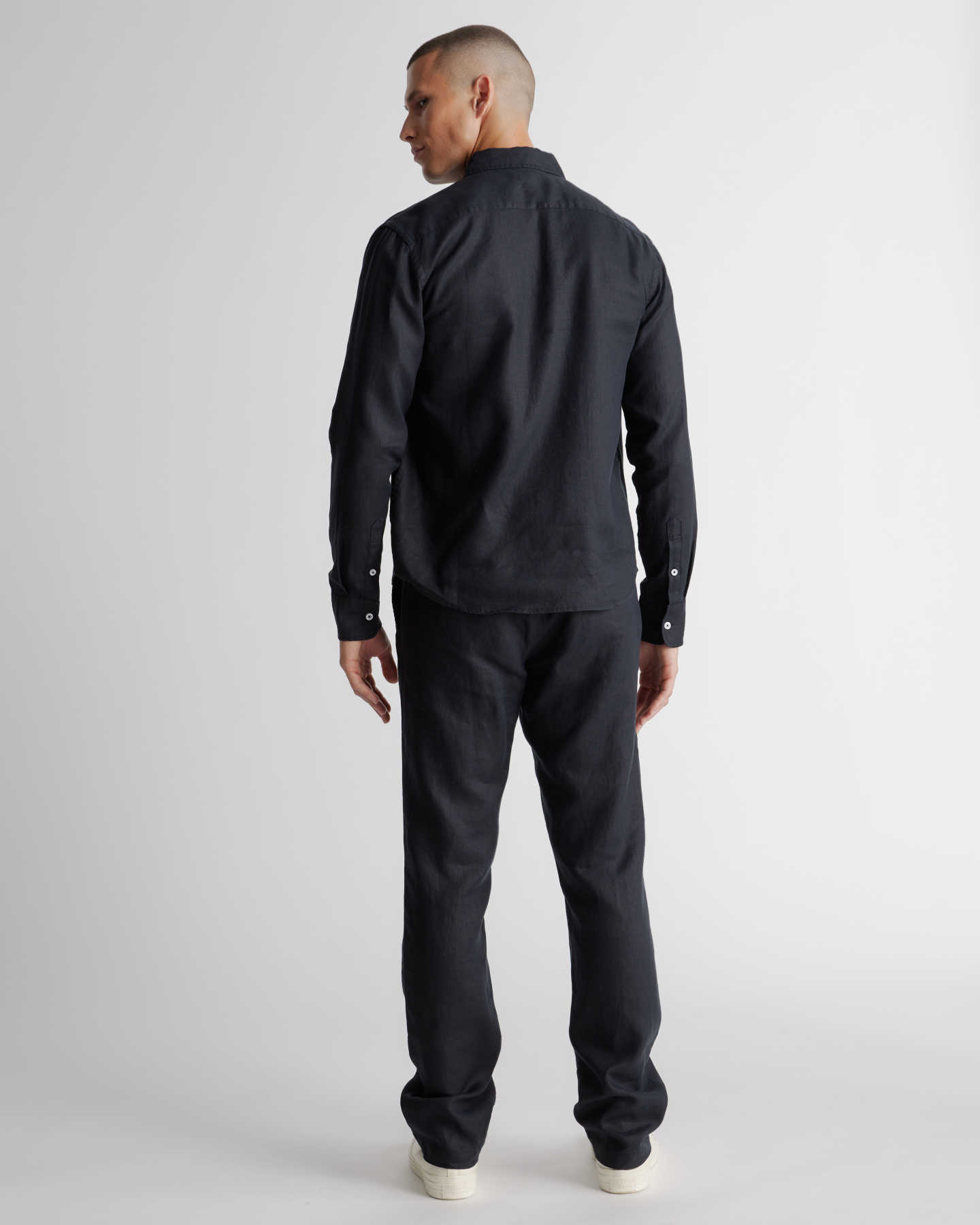 100% European Linen Long Sleeve Shirt - Black - 5 - Thumbnail