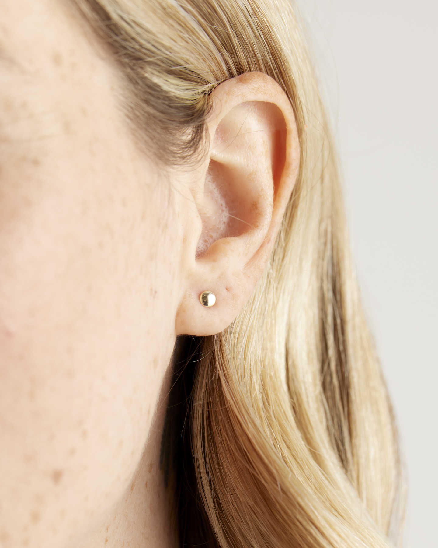 14k Gold Dot Stud Earrings - Yellow Gold - 1 - Thumbnail