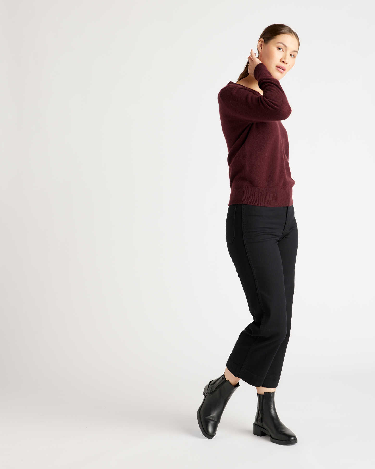 Mongolian Cashmere V-Neck Sweater - Burgundy - 4 - Thumbnail