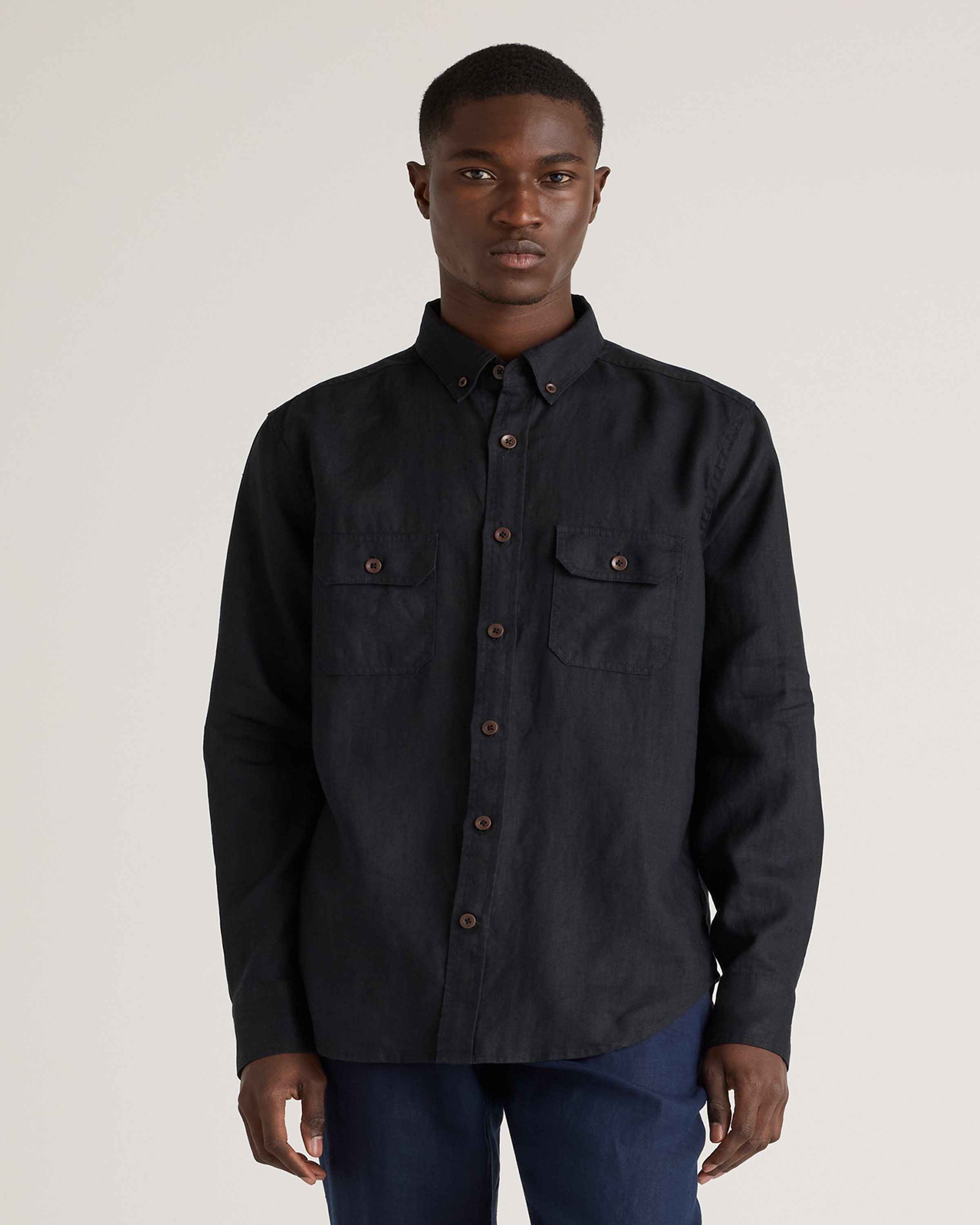 Shop Quince Men's 100% European Linen Utility Shirt In Black