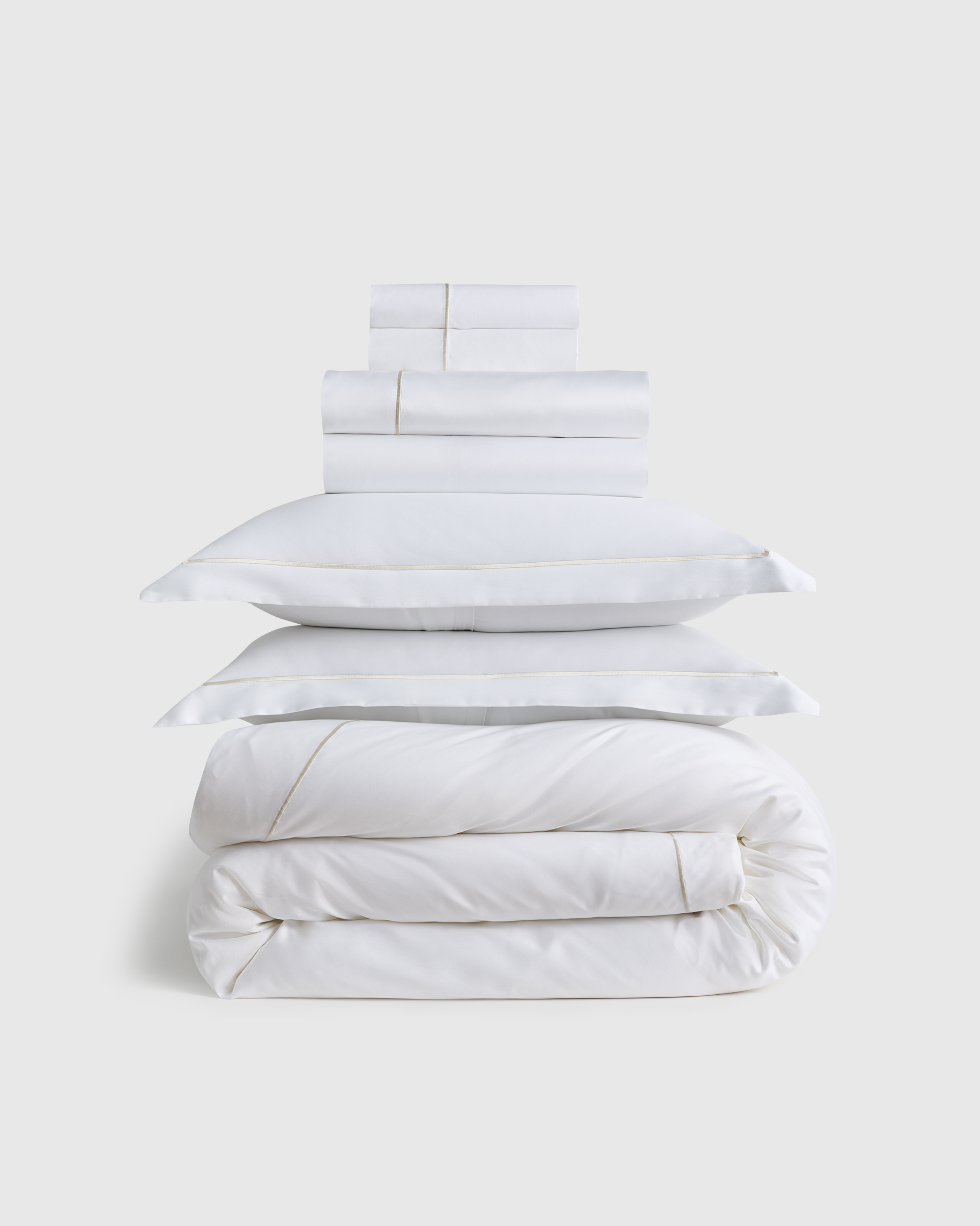 Signature Giza Cotton Sateen Embroidered Deluxe Bedding Bundle