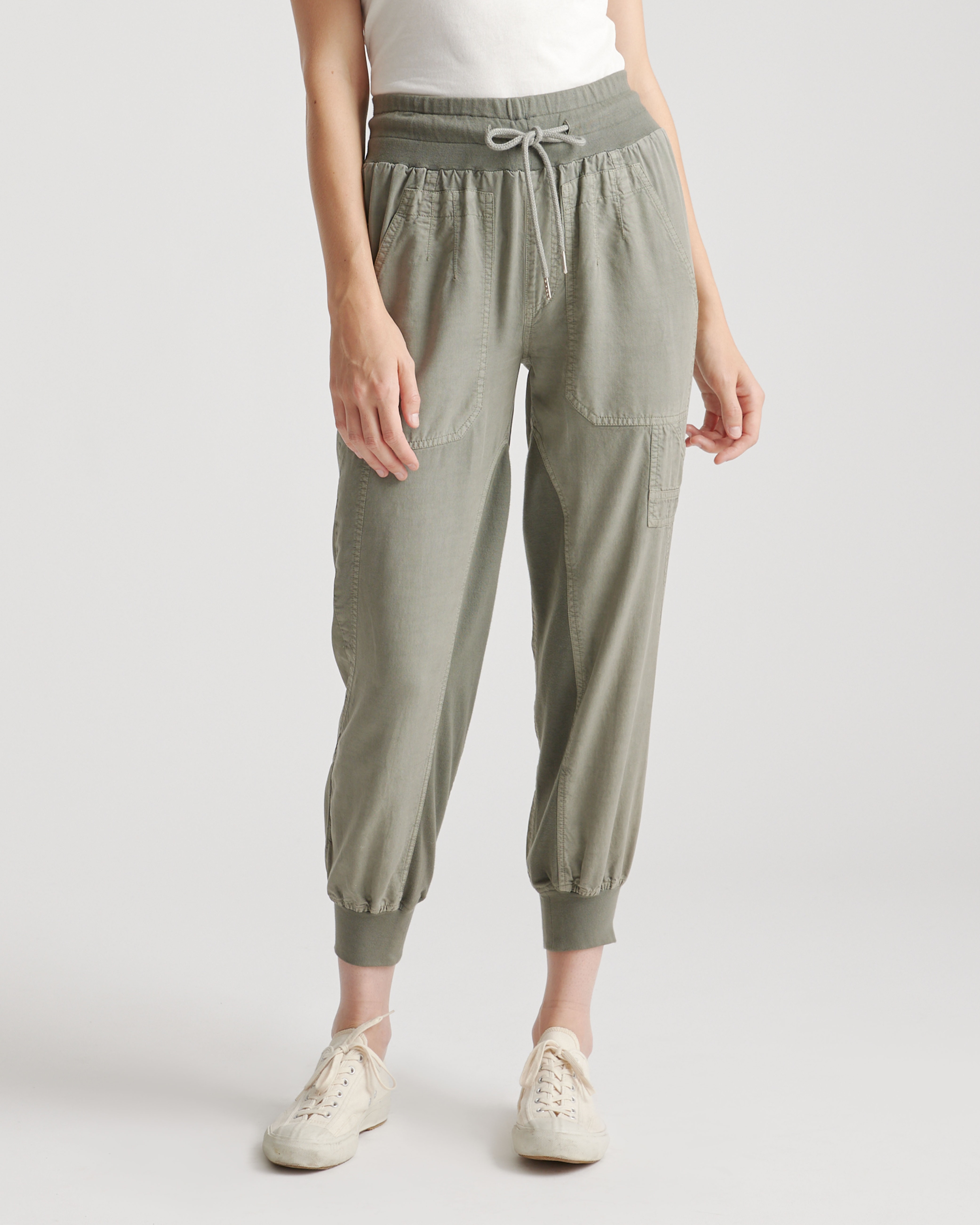 Shop Quince Women's Vintage Wash Utility Joggers In Olive