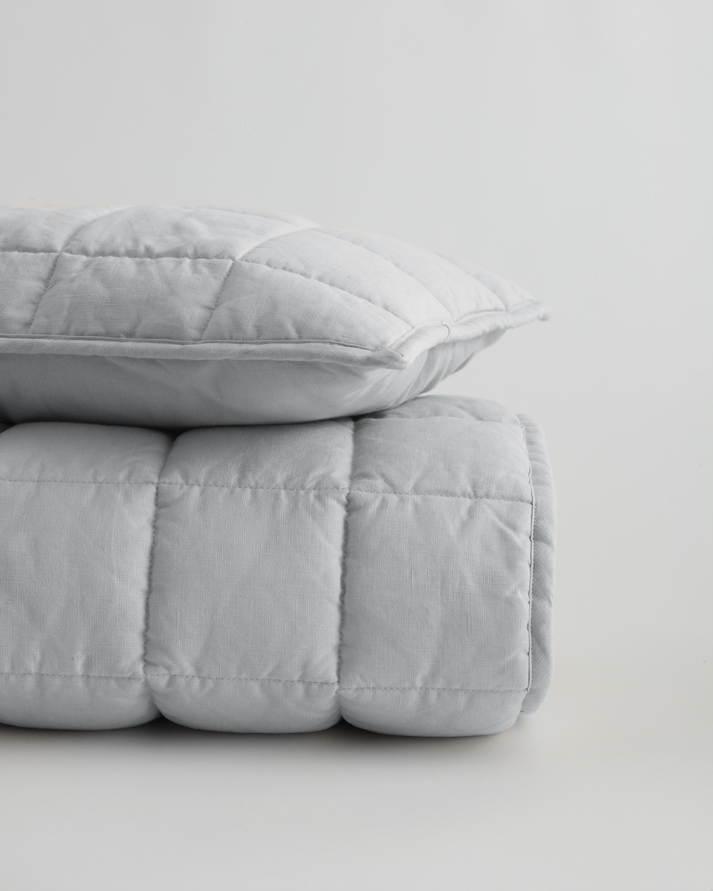 European Linen Toddler Quilt & Sham Set - thumbnail 6