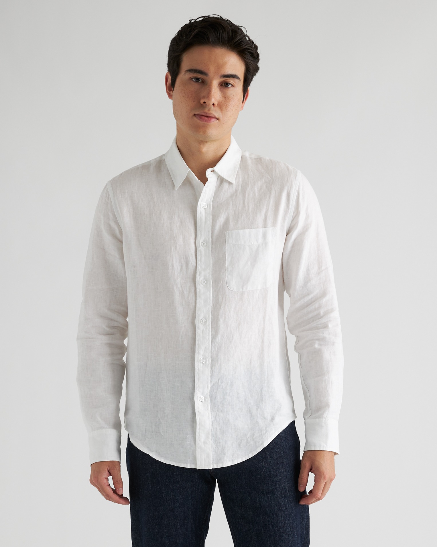 Quince Men's 100% European Linen Long Sleeve Pocket Shirt In White
