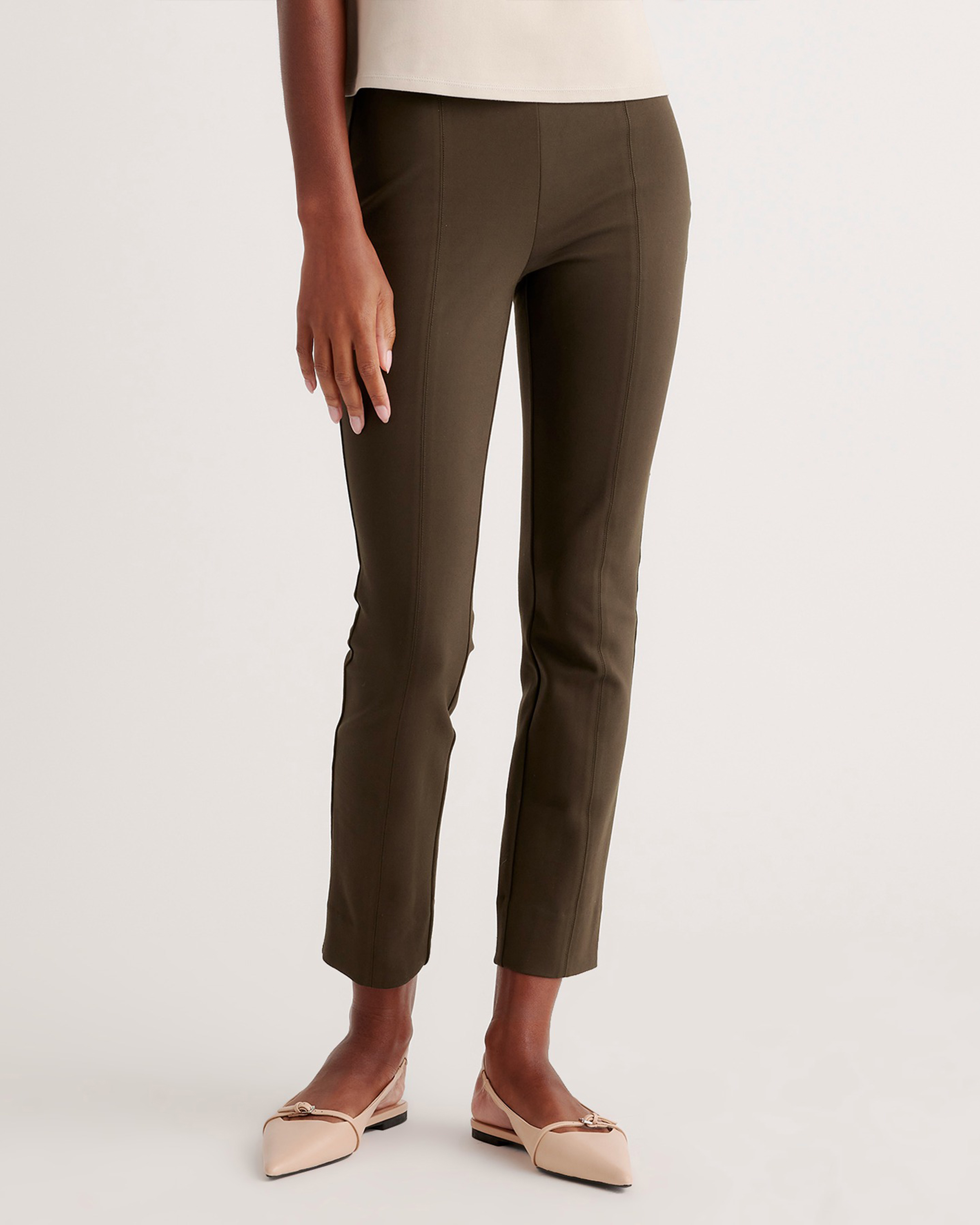 Quince, Pants & Jumpsuits, Quince Ultrastretch Ponte Bootcut Pant Size  Medium Black Athleisure Comfort