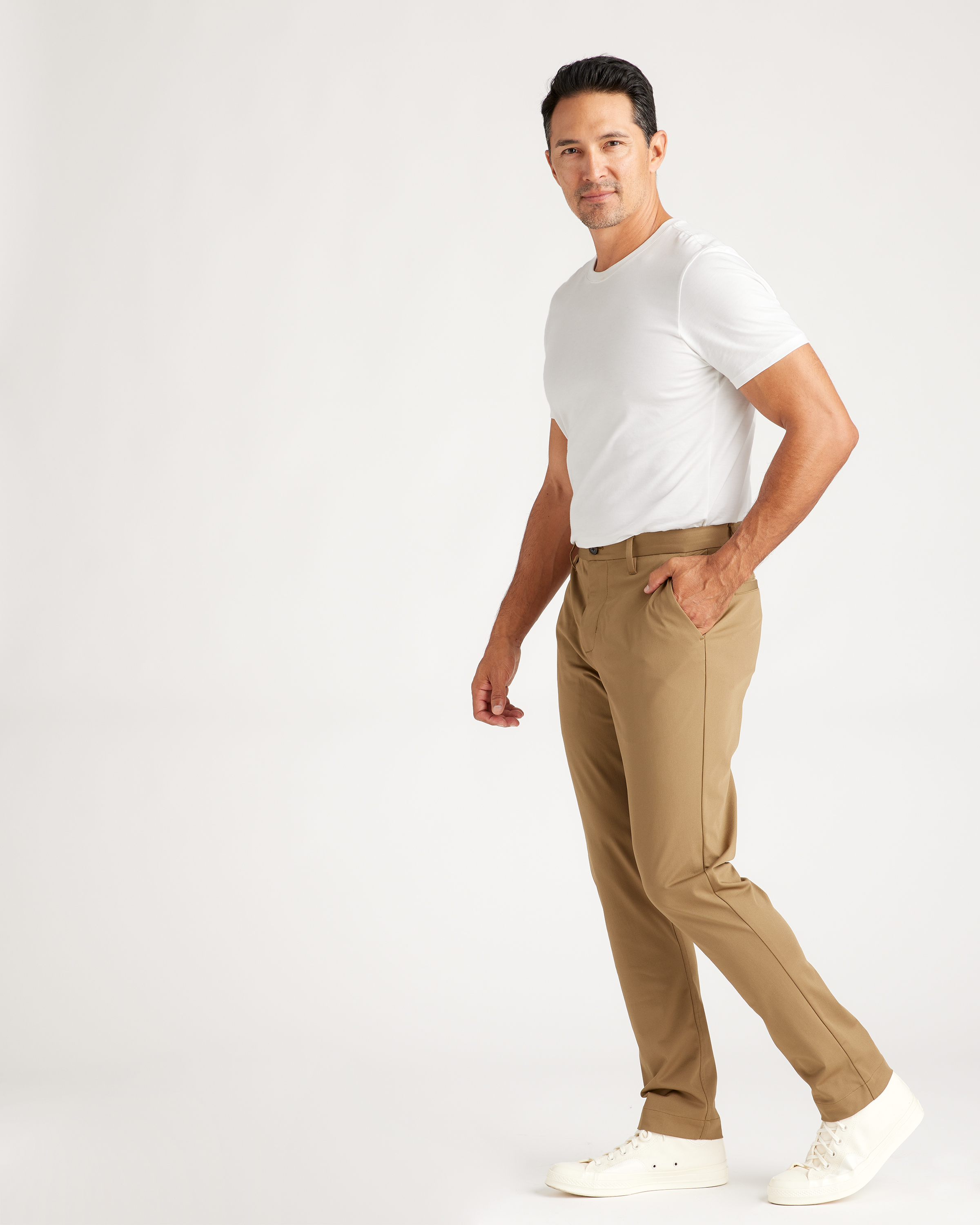 Recycled Comfort Tech Chino (Slim Fit 