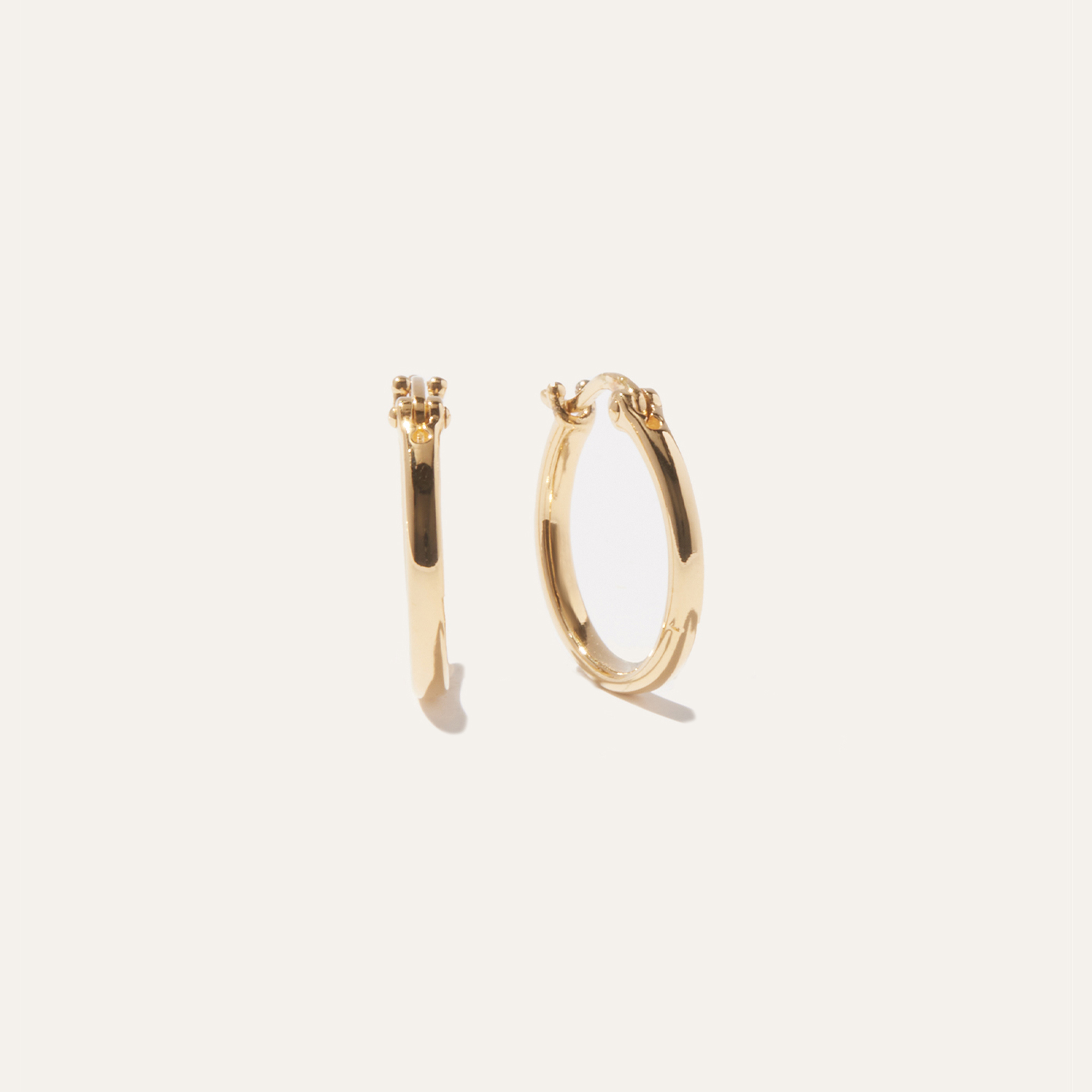 Quince Women's Midi Hoop Earrings In Gold