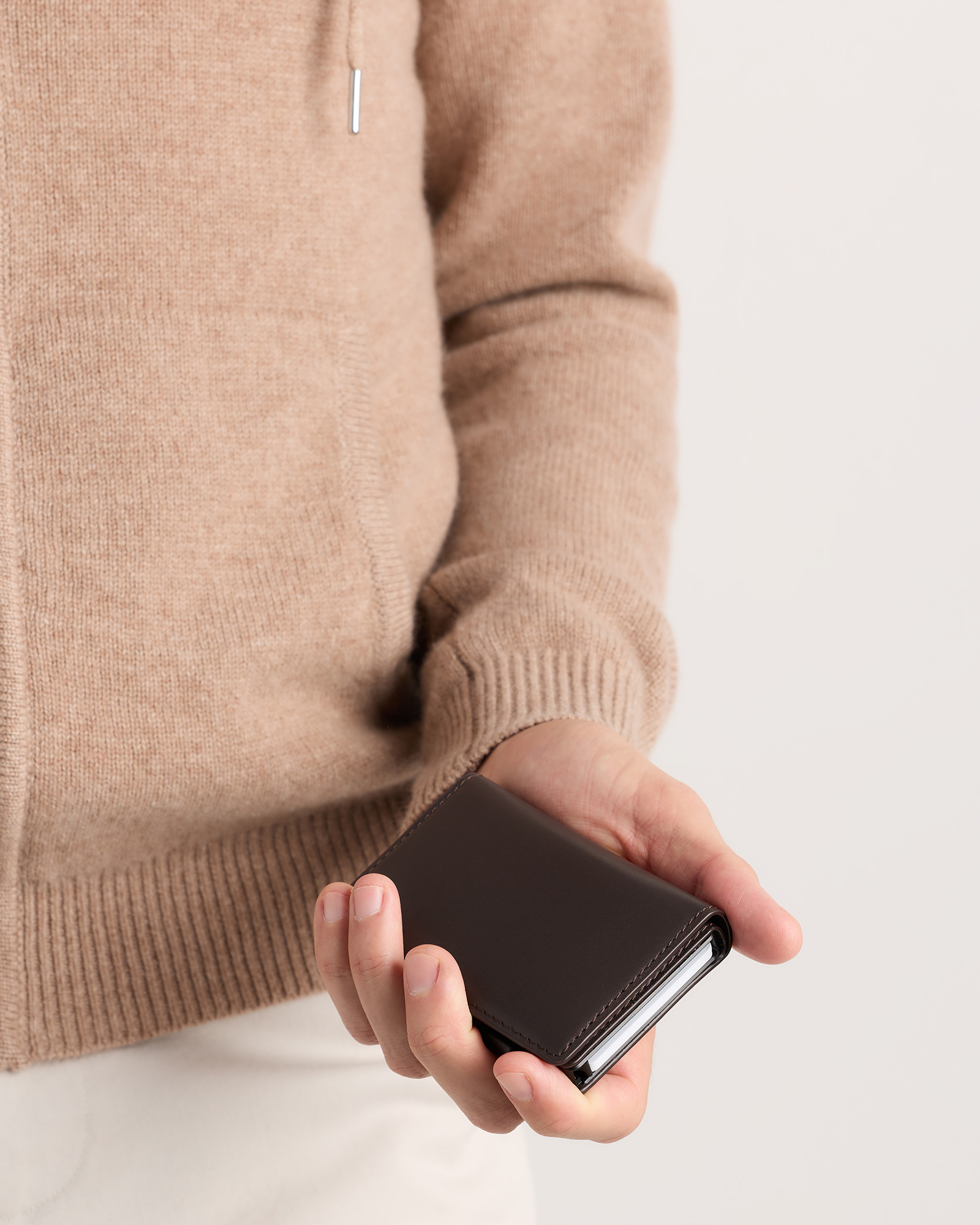 Italian Leather RFID Card Holder - thumbnail 4