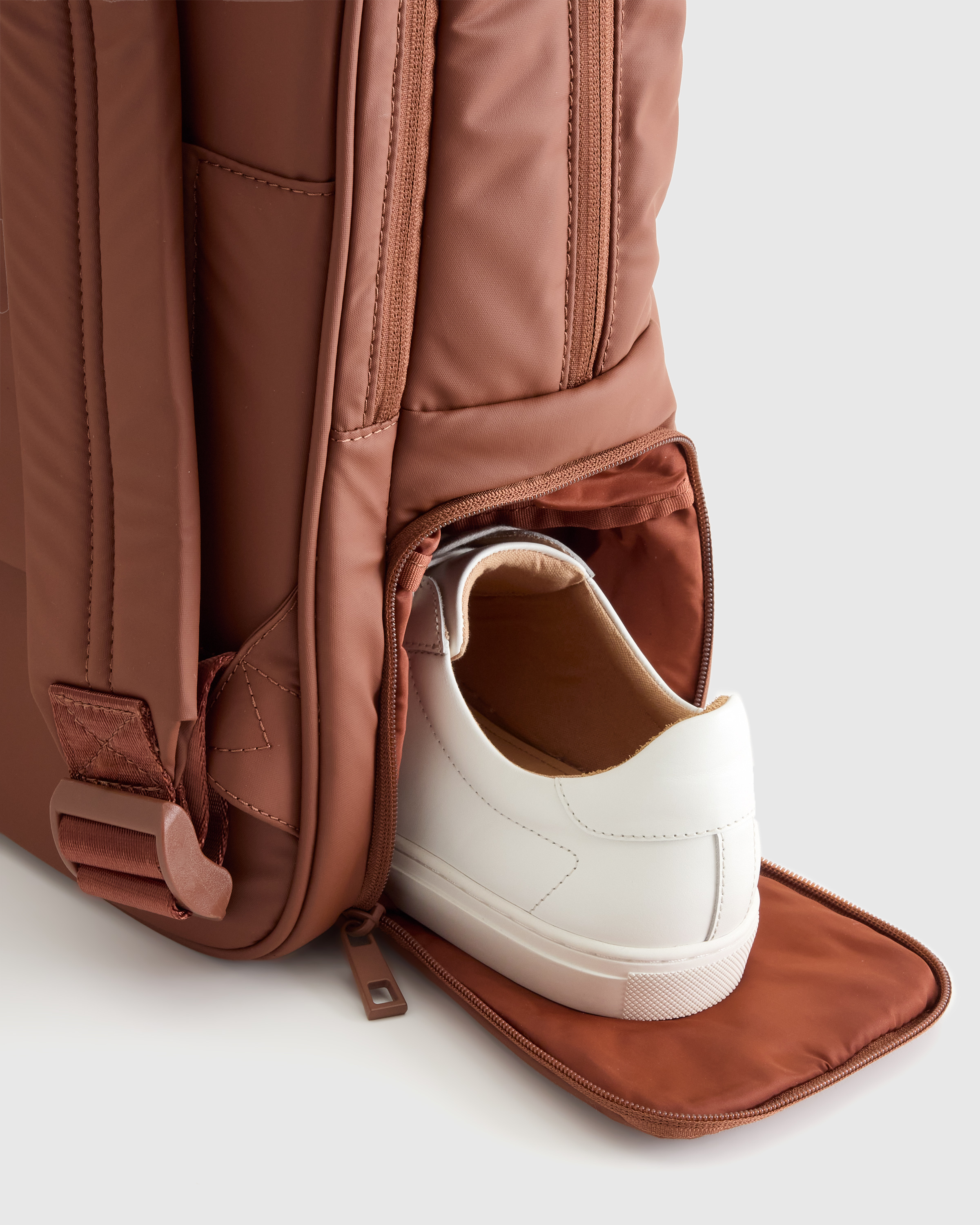 Water Repellent Puff Commuter Backpack - thumbnail 6