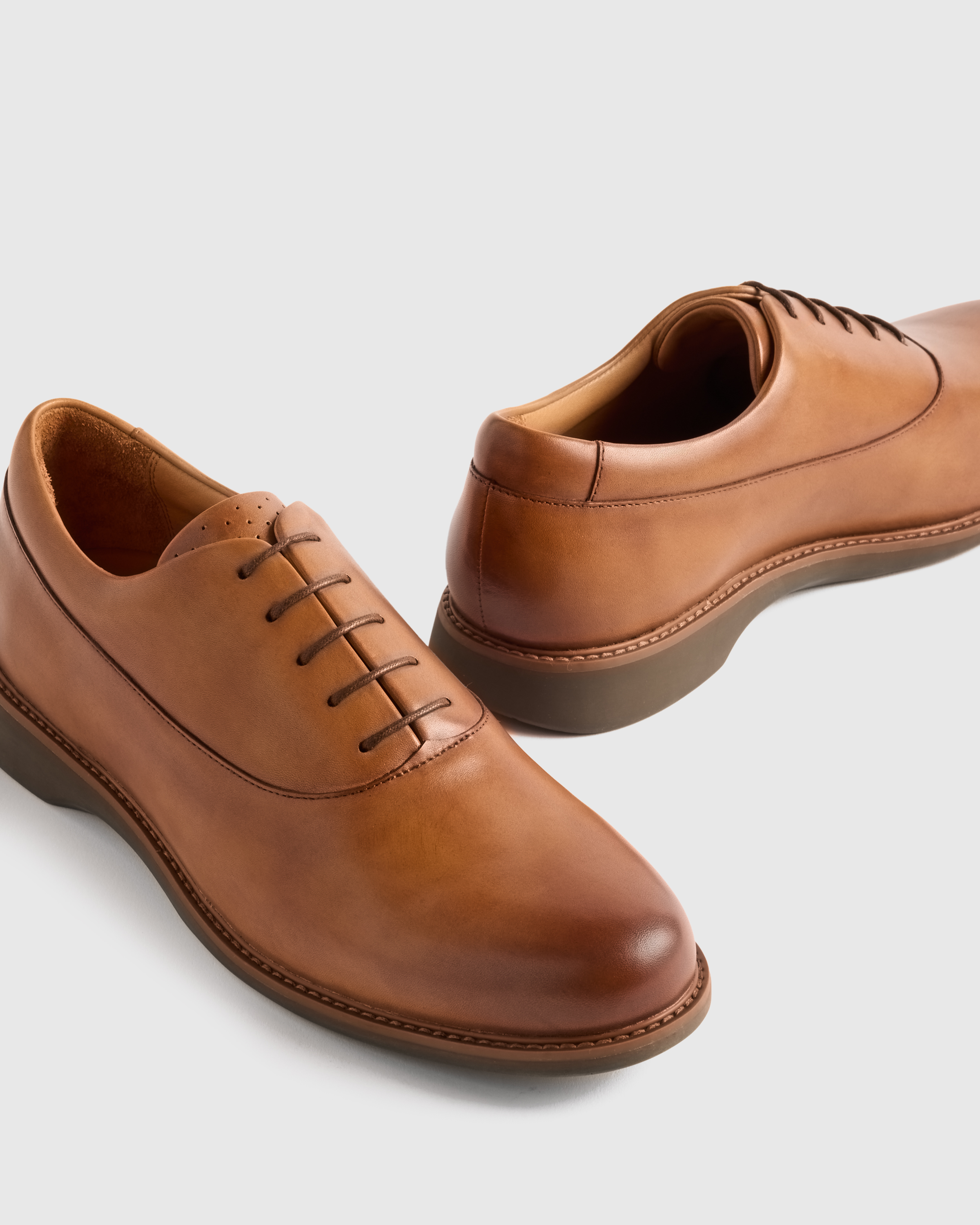 Italian Leather Hybrid Oxford in Tan display picture 2