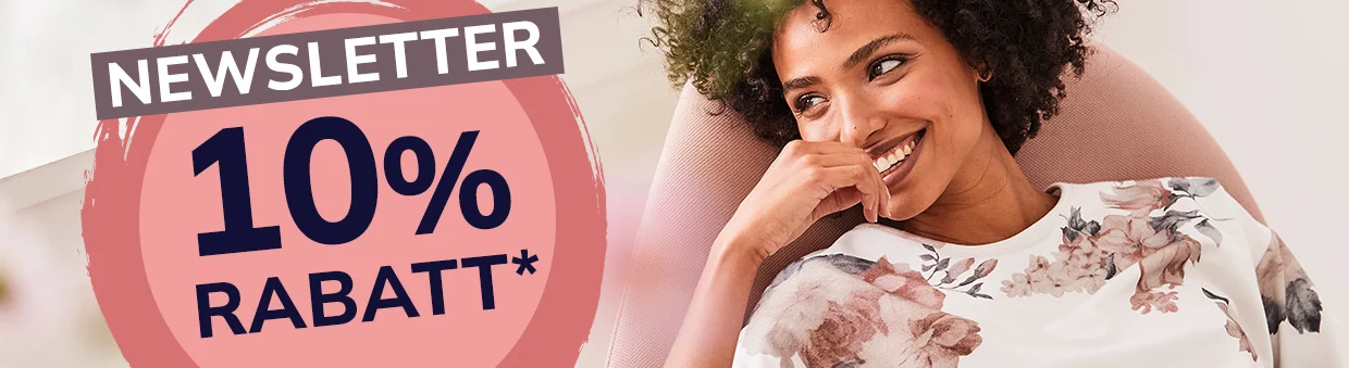 Werbeanzeige für Newsletter-Anmeldung mit 10 % Rabatt-Angebot, rosa Grafik und Model im floralen Kleid. Werbeanzeige für Newsletter-Anmeldung mit 10 % Rabatt-Angebot, rosa Grafik und Model im floralen Kleid.