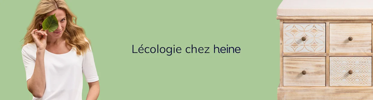 "Commode en bois avec motifs décoratifs et texte 'Nachhaltigkeit bei heine' sur fond vert." "Commode en bois avec motifs décoratifs et texte 'Nachhaltigkeit bei heine' sur fond vert."
