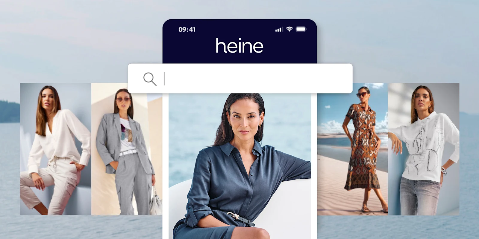 Ein Model in blauem Kleid, umgeben von Outfits wie Anzug, Kleid und Pullover. Text: heine, Suchleiste sichtbar. Ein Model in blauem Kleid, umgeben von Outfits wie Anzug, Kleid und Pullover. Text: heine, Suchleiste sichtbar.