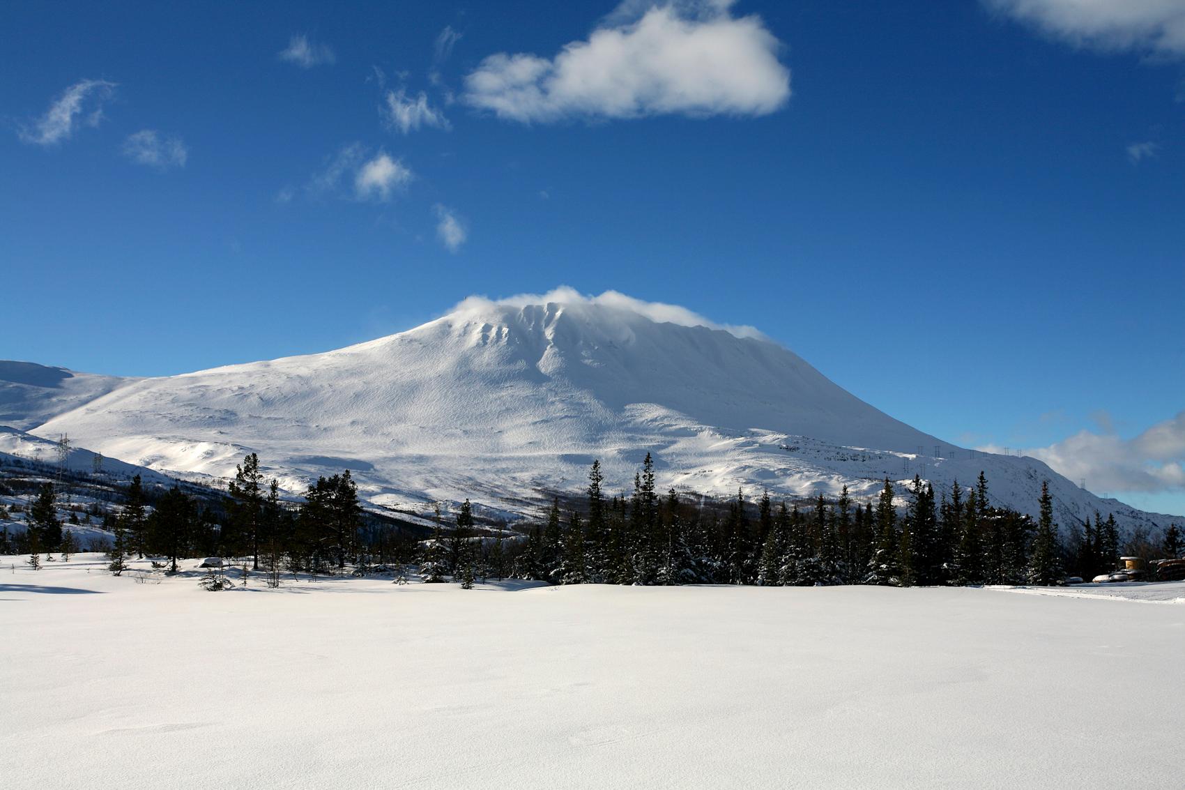 Vinterstemning ved Gaustatoppen i Telemark -\nFoto: Getty Images