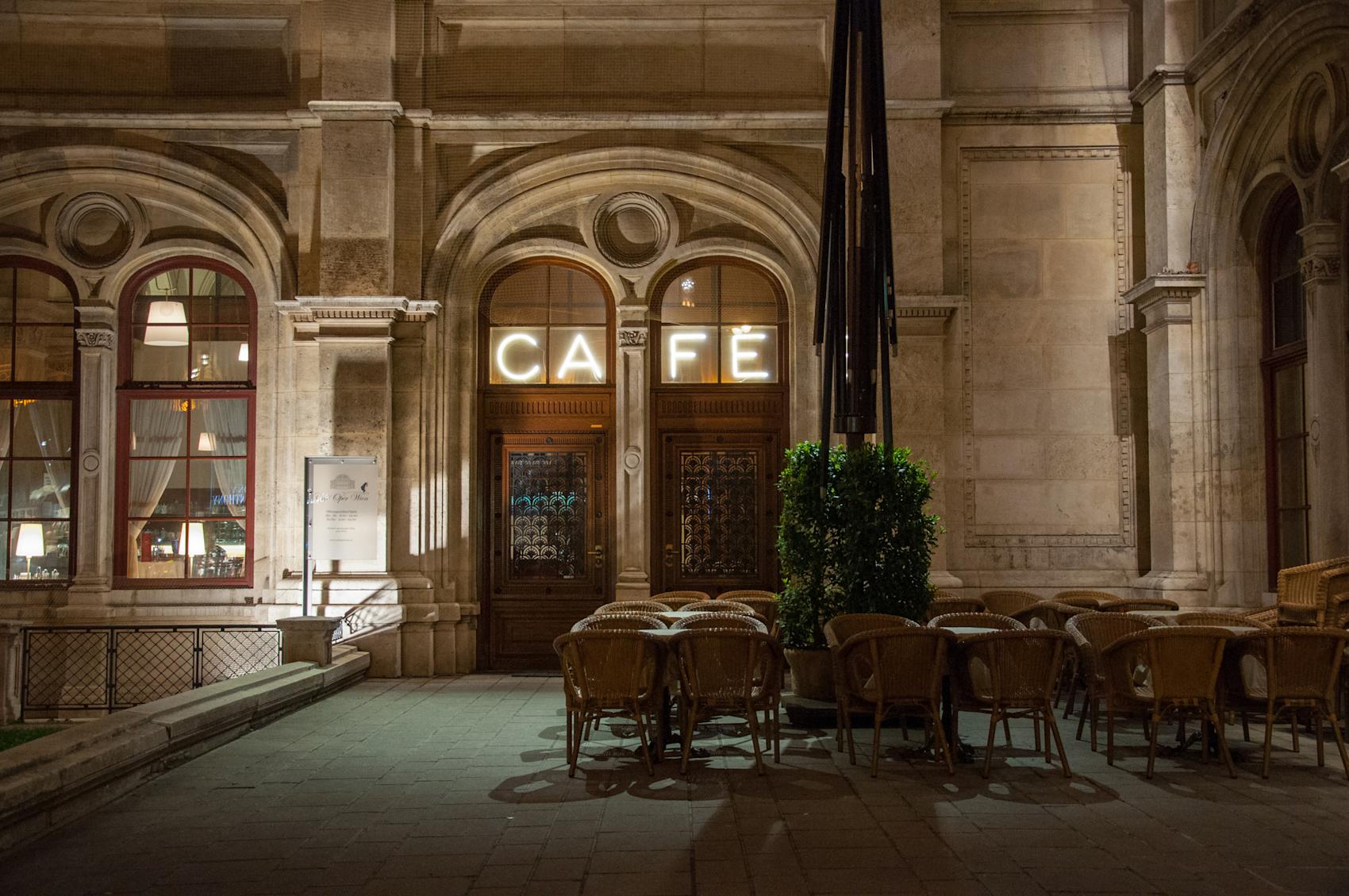 Cafe Oper i Wien -\nFoto: Getty Images