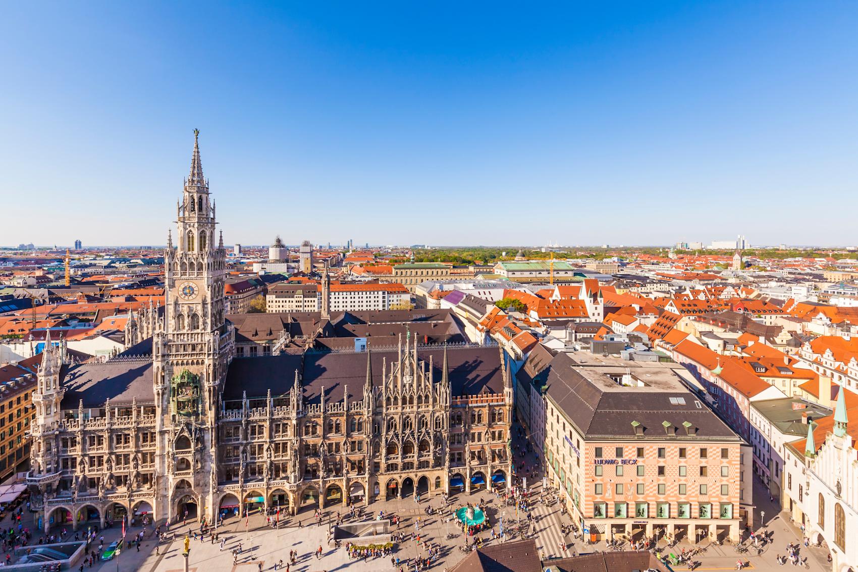Utsikt over Marienplatz i München -\nFoto: Getty Images