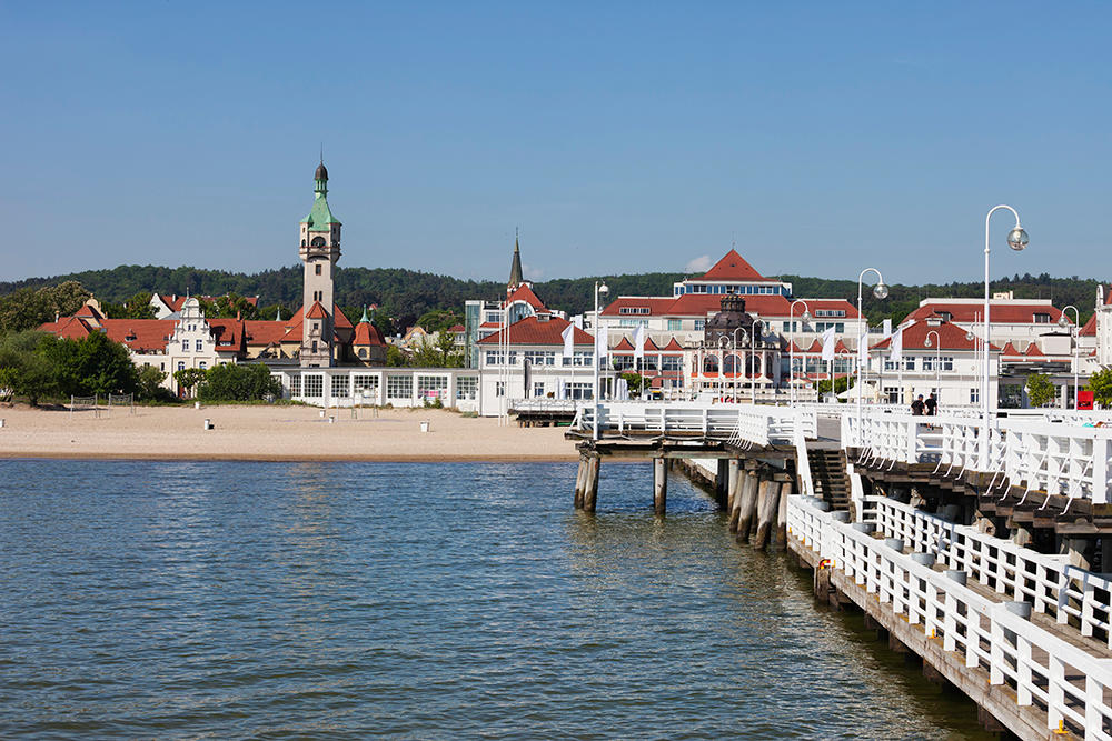 Den populære trebryggen i Sopot er Europas lengste. Her er det både liv og røre i sommerhalvåret.