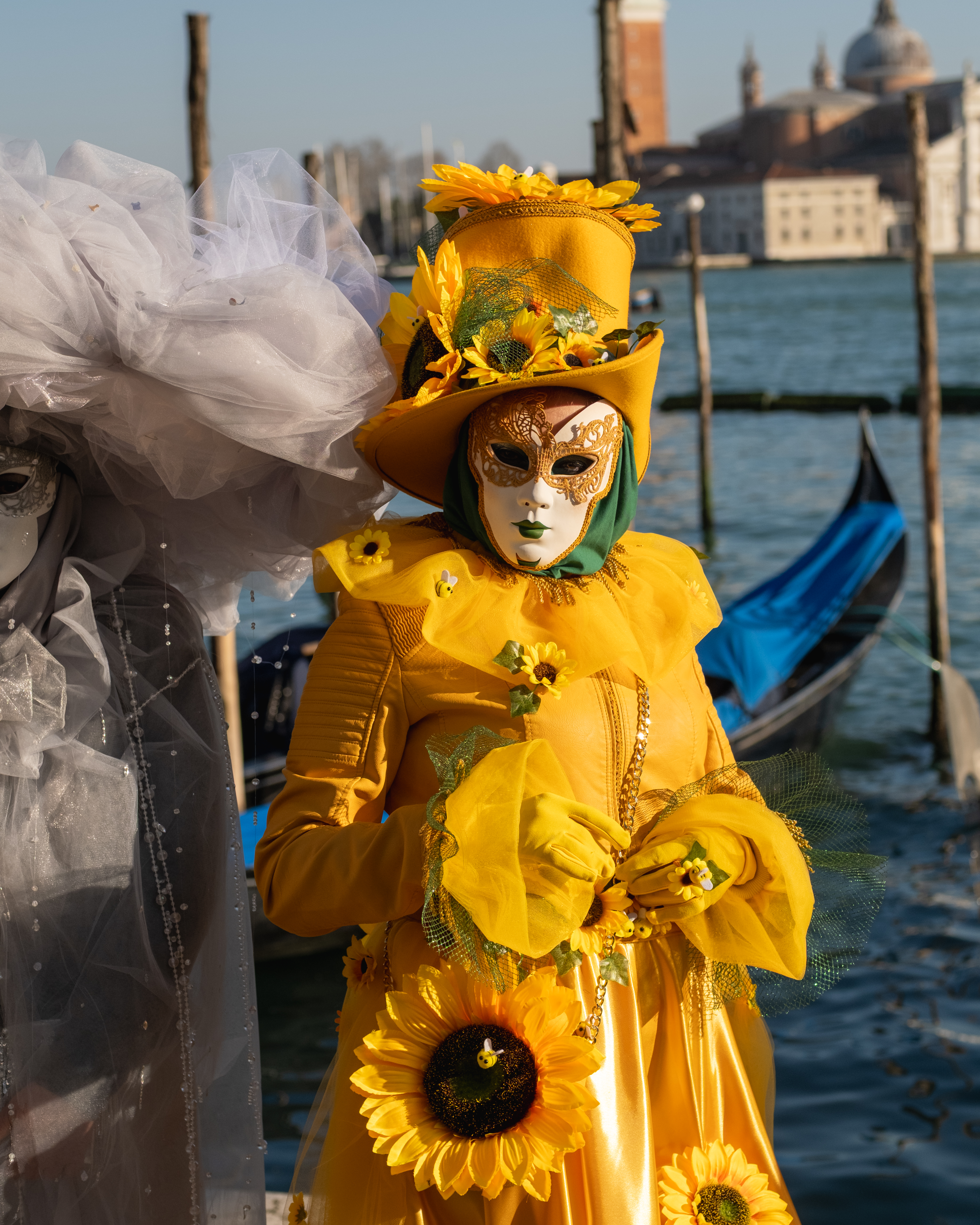 Queen of Sunflowers & Honey Bees