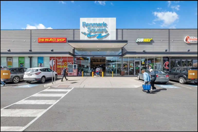 Image-of-outside-of-Renmark-shopping-centre
