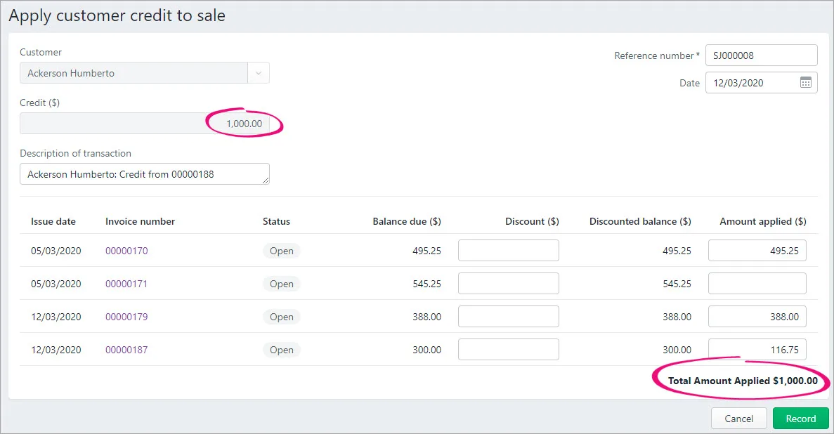 Customer credit applied to multiple invoices