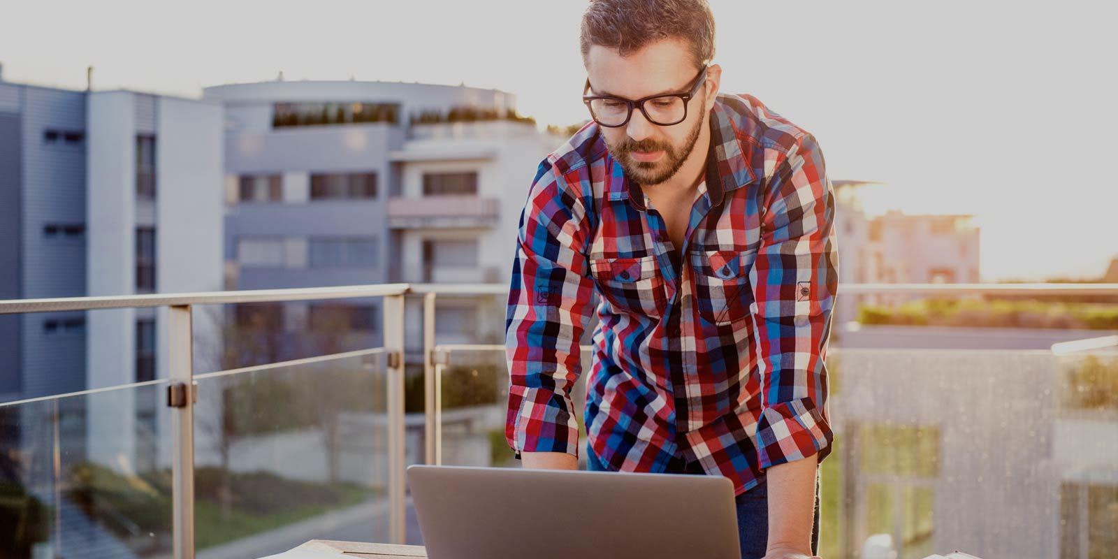 Como se adaptar ao trabalho remoto: dicas de um colaborador experiente e com anos de estrada