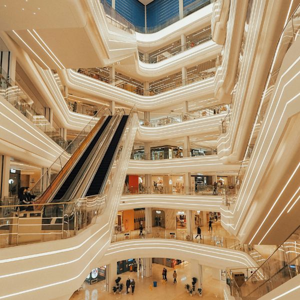 Garantindo a Segurança Infantil durante Emergências em Instalações Comerciais