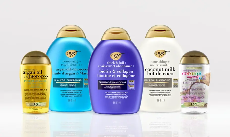 Une bannière affichant cinq produits de soins capillaires OGX®