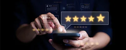 Person giving a 5 star rating on an app