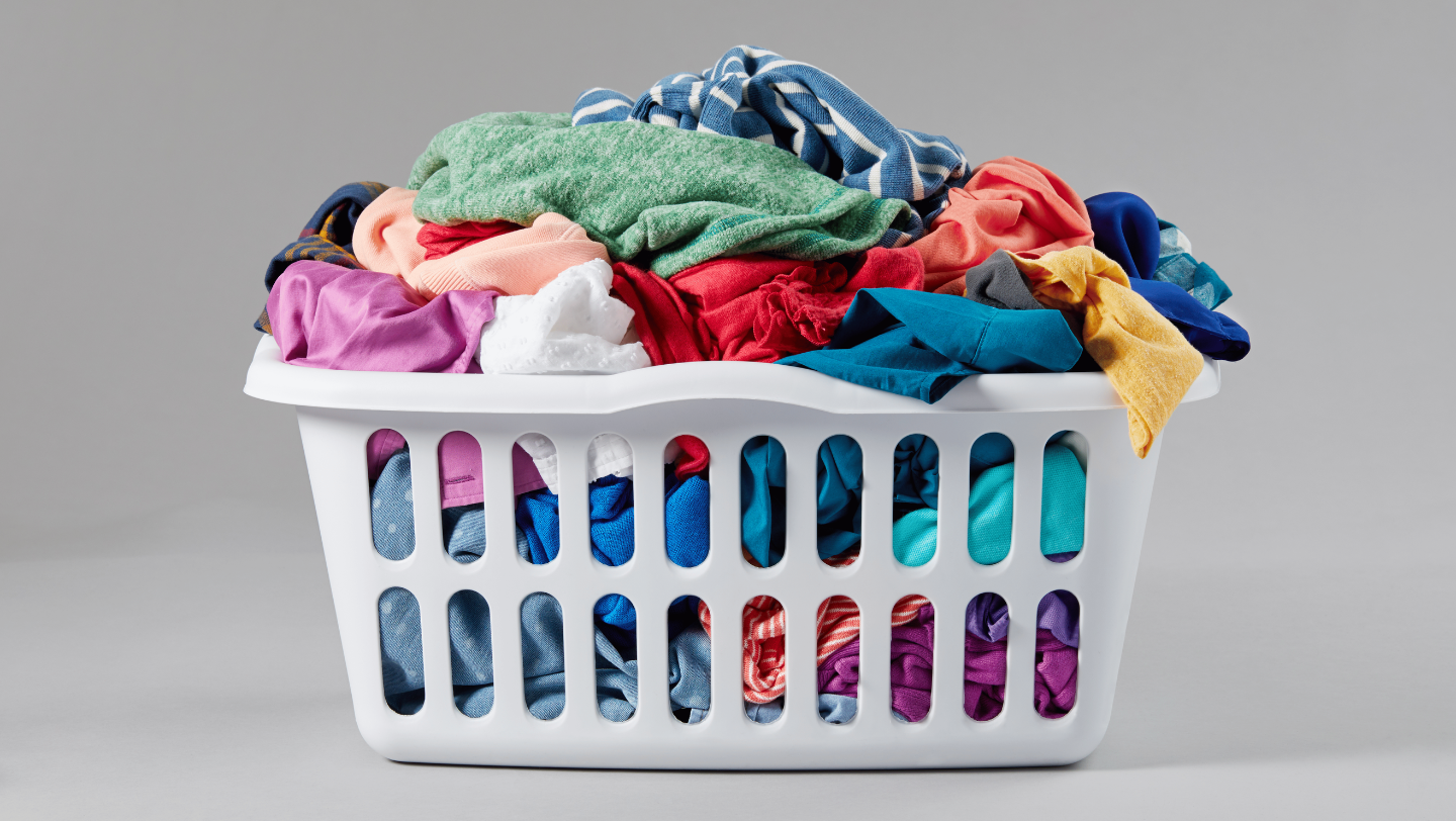 Top Tips For Washing White, Black And Colored Clothes