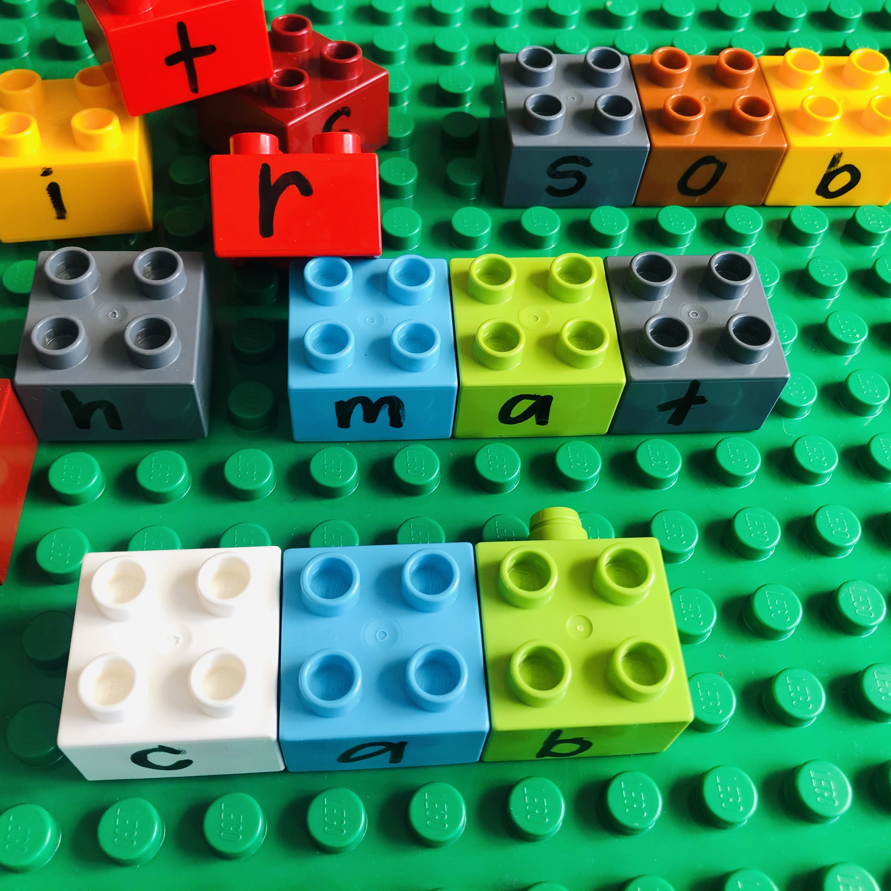 Make learning CVC words fun with Lego! This lesson is great for Kindy students learning CVC words.
