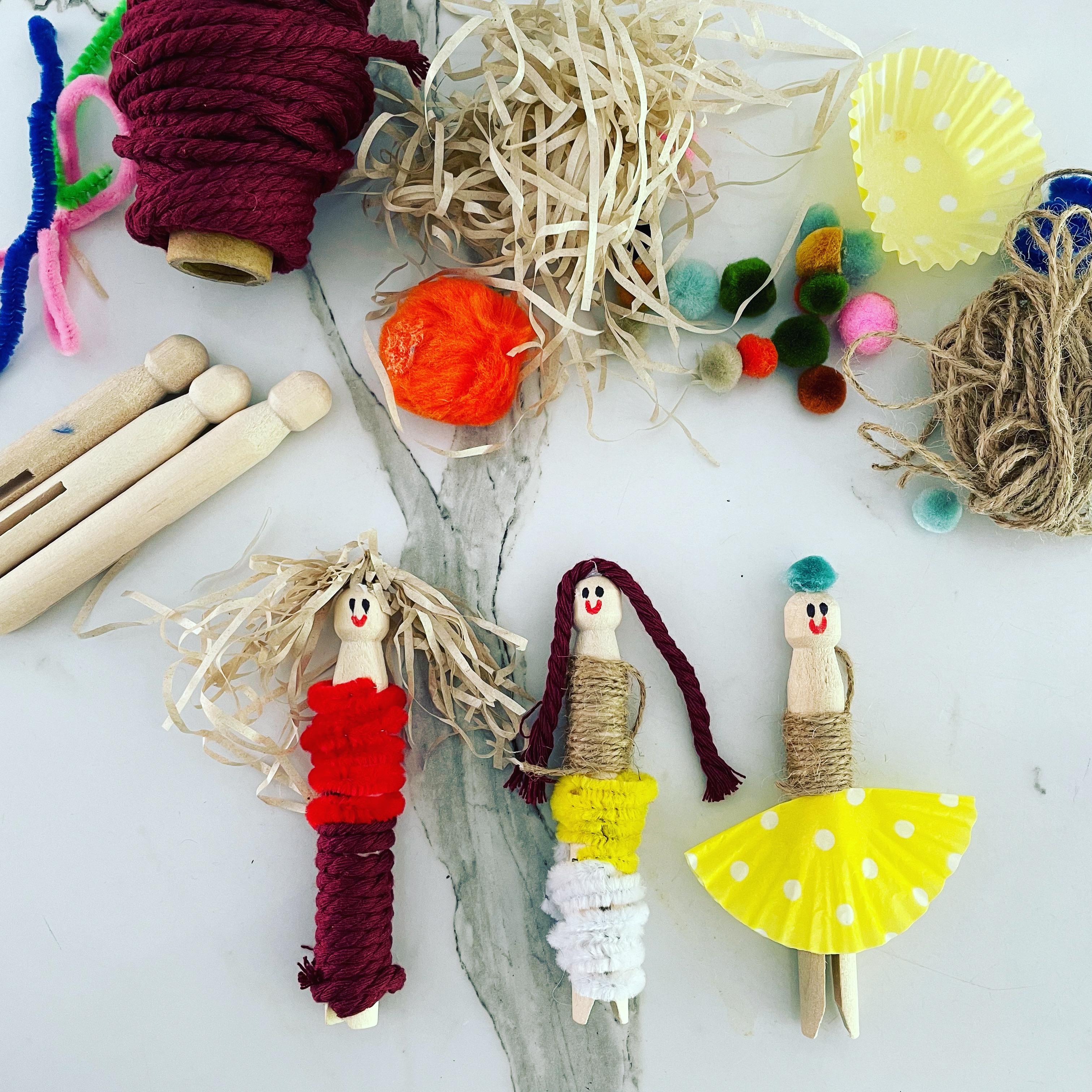 A fun reading lesson for grade 1 and 2 students that explores the idea of worries. This lesson uses the book ‘Silly Billy’ by Anthony Browne and students create their own worry dolls using craft materials.