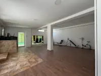 House FOR SALE – 600 m² Living Space | 7.3 Ares of Land | Veternik, Qendresa Neighborhood - Thumbnail 15