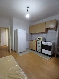Shtëpi me Qira – 100 m² | Te Xhamia e Llapit, Prishtinë - Thumbnail 3