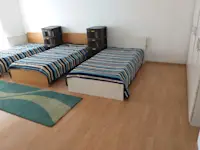 Kat për Studentë me Qira – 97 m² | Vetëm për Femra, Afër Shkollës Model 10, Prishtinë - Thumbnail 5