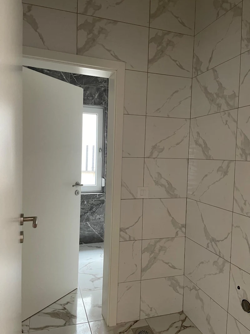 SHITET Shtëpi Moderne 332 m² | në Sofalia Hills - Image 16