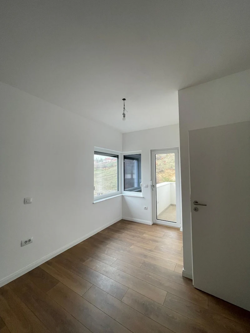 SHITET Shtëpi Moderne 332 m² | në Sofalia Hills  - Image 10
