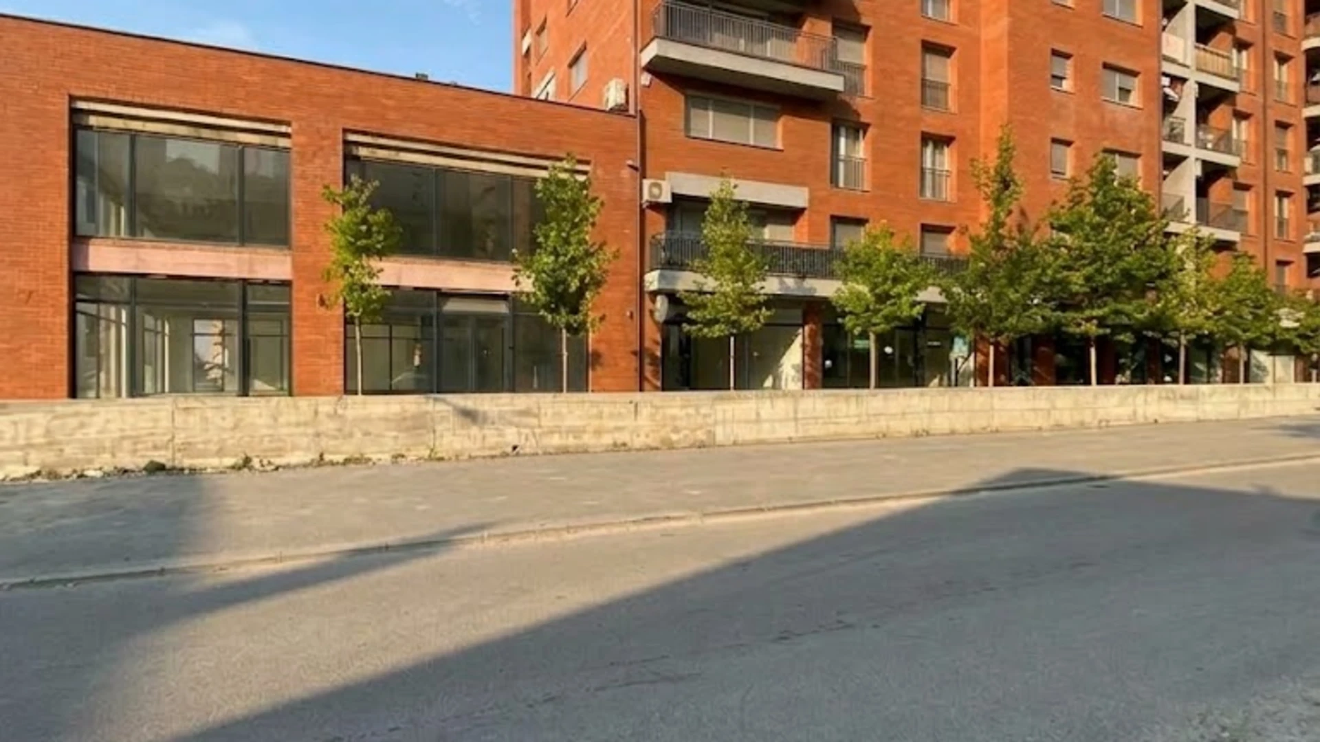 Commercial Space for Rent – 830 m² | Blerti 2 Complex, Kalabri, Prishtina - Image 1