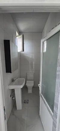 Shitet lokali 100.94 m² në Skenderaj, në një lokacion shumë të favorshëm, pranë shkollës fillore "Shaban Jashari". - Thumbnail 6