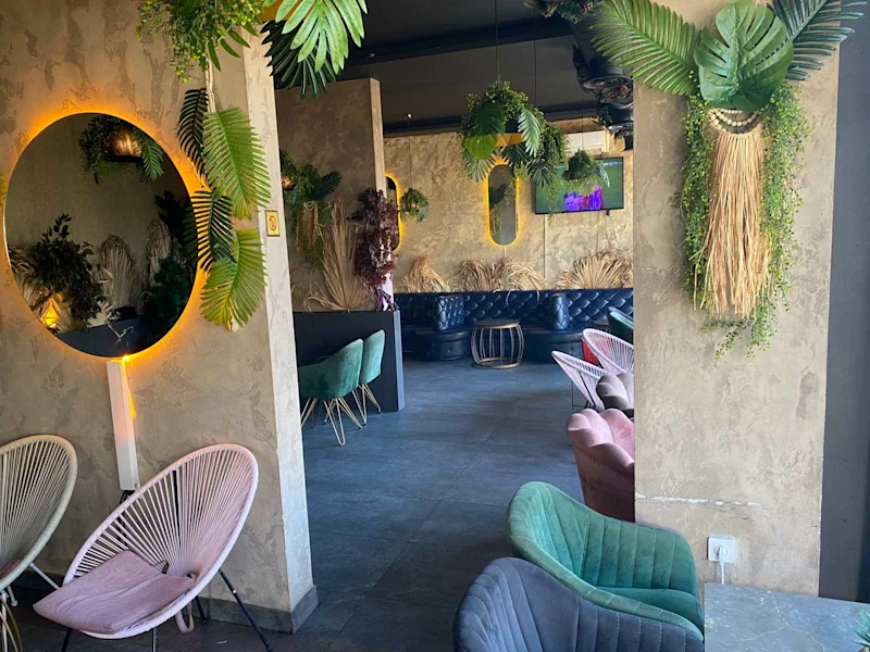 Commercial space for sale in the Dardania neighborhood, on Xhemajl Mustafa Street. - Image 3