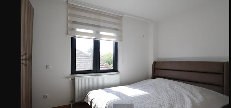 House for Sale – 200 m² in Preoc, on the Prishtina–Ferizaj Main Road. - Image 2