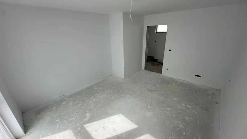 House for SALE – 215 m² | in Çagllavicë - Image 12