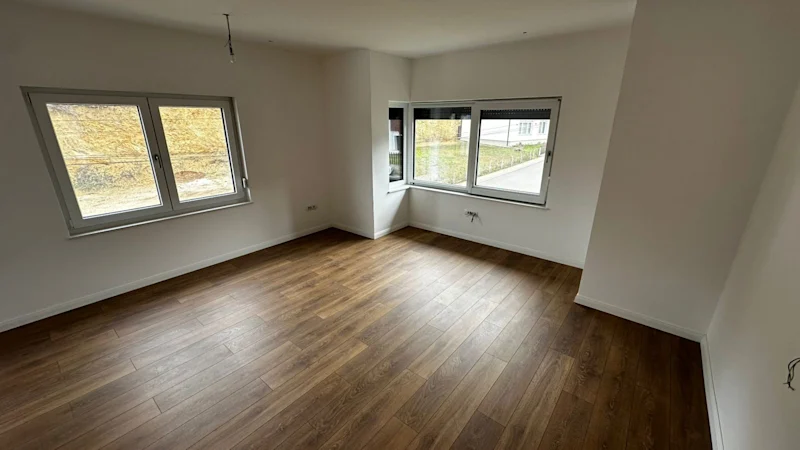 SHITET Shtëpi Moderne 332 m² | në Sofalia Hills - Image 12