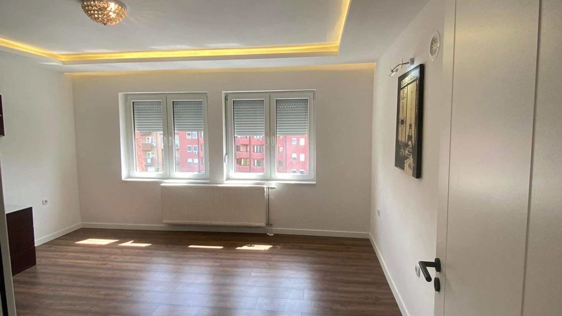 Banese me qira tek sheshi - Image 1