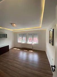 Apartment for rent at the Square - Thumbnail 2