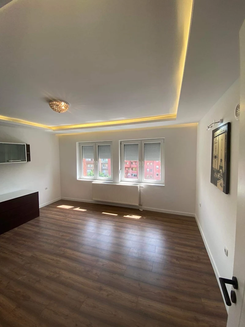 Banese me qira tek sheshi - Image 2