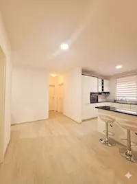 Ofrohet Banesë në Shitje e gatshme për banim – Fushë Kosovë - Thumbnail 8