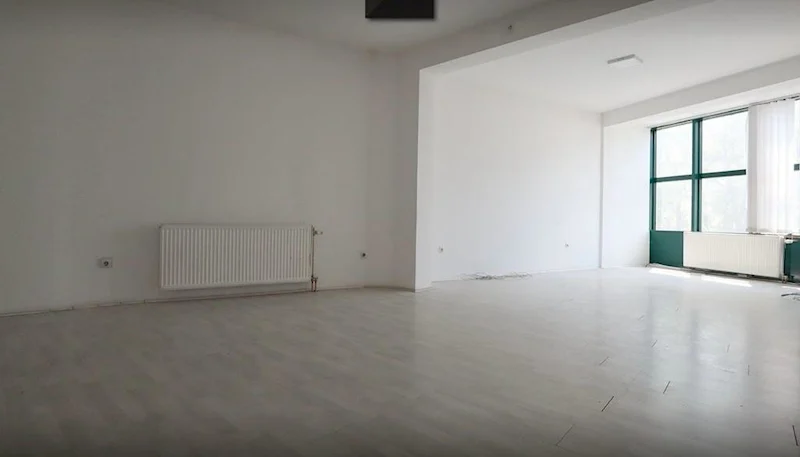 Administrative Building for RENT – 740 m² | in Pristina - Image 4