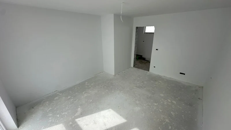 House for SALE – 215 m² | in Çagllavicë - Image 8