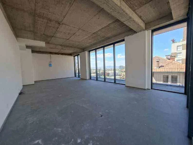 Lokal me QIRA – 80 m² | Prime City, Veternik - Image 1