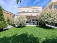 House FOR SALE – 5.25 Ares of Land | Dubai House Area, Prishtina - Thumbnail 4